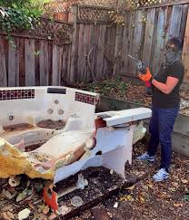 Moving and Downsizing Cleanouts in Detroit, MI